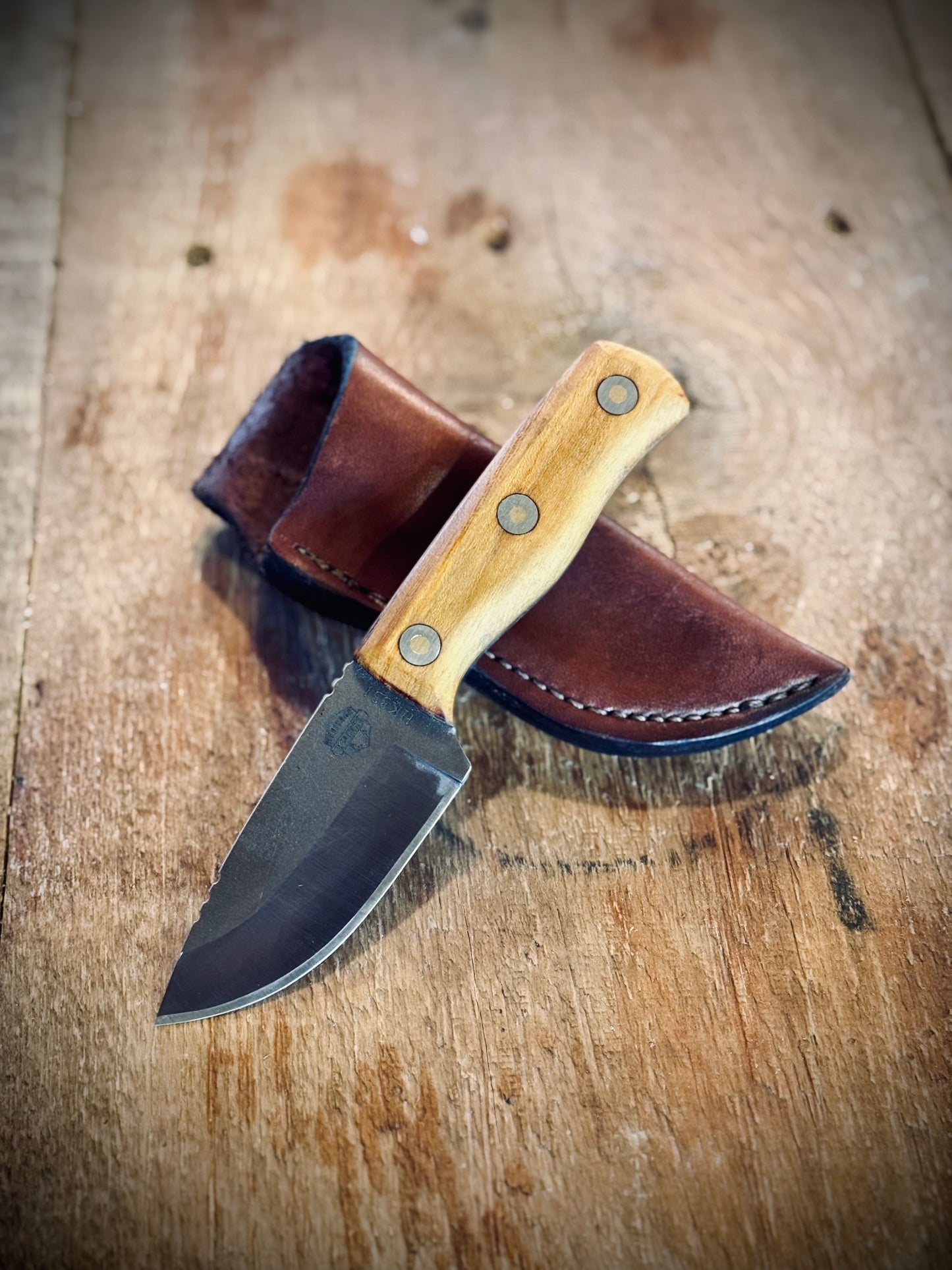 Specialty White Tail Skinner (Heritage Series)